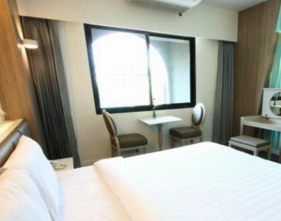 Hotel Papa Bangkok Siriraj Exteriér fotografie