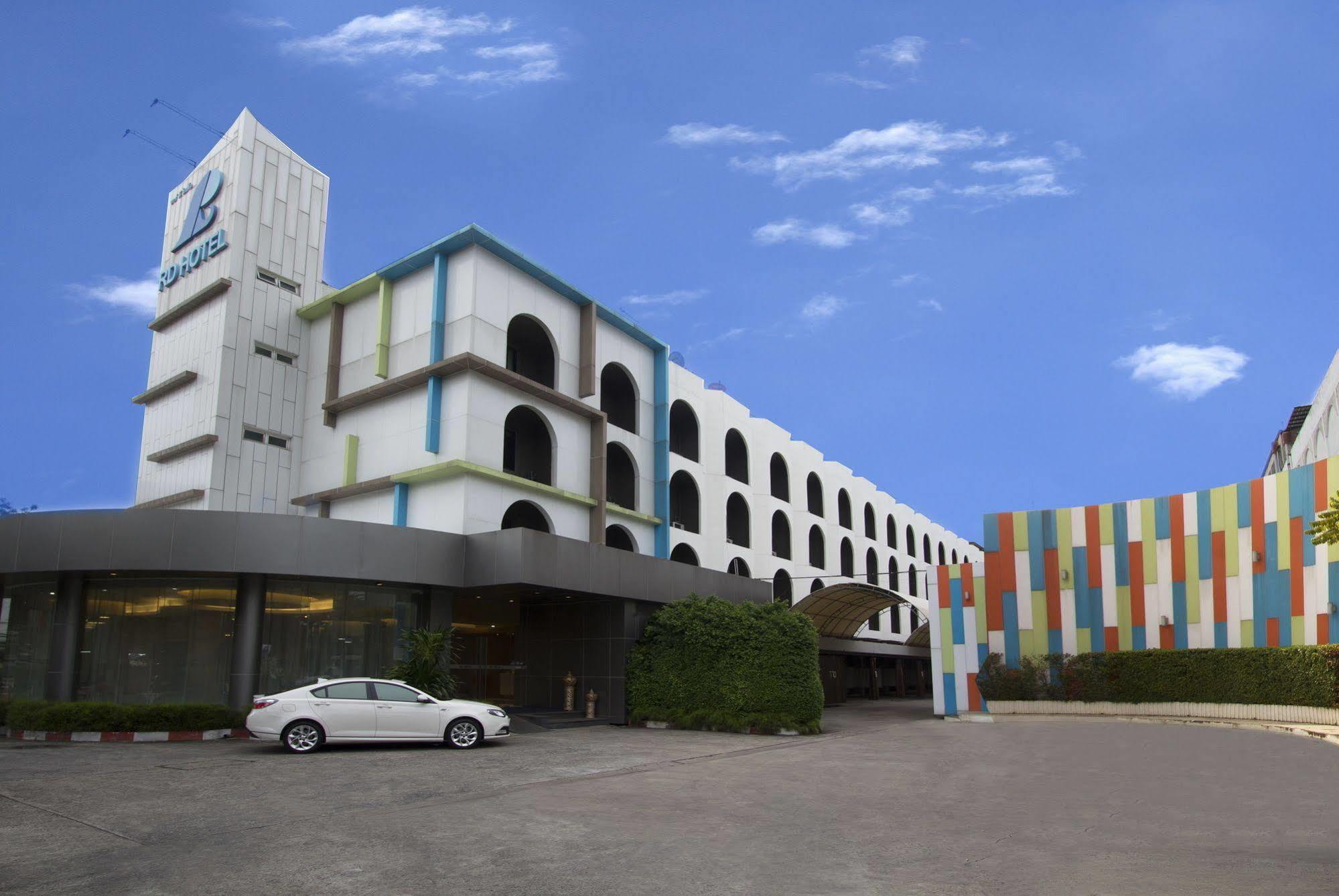 Hotel Papa Bangkok Siriraj Exteriér fotografie